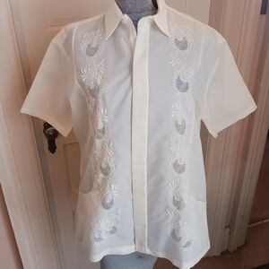Vintage Cream Coloured Embroidered Mexican Wedding Shirt